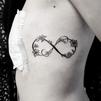 Infinity_Symbol_Tattoo_Unendlichkeitsschleife_Tattoo